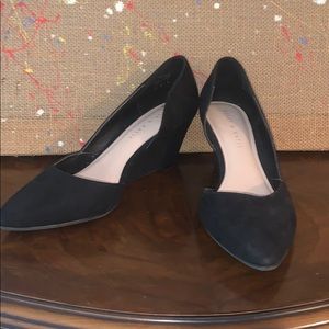 Kelly & Katie Business Wedges